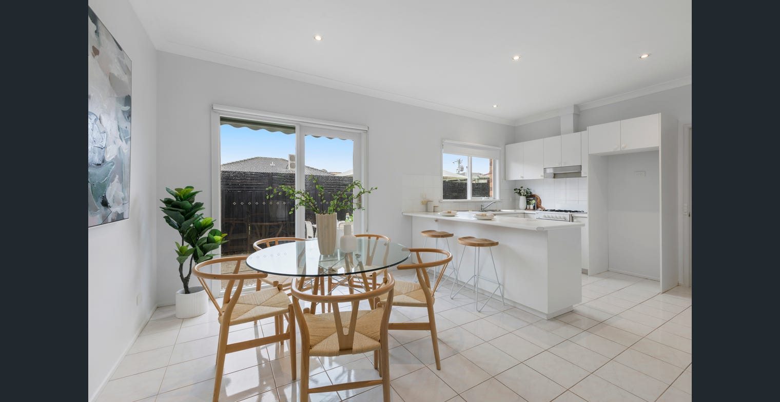Dining Room & Kitchen Finish